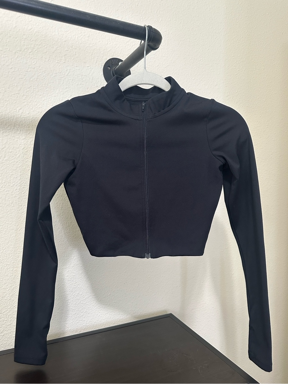 CSB Serenity Zip-Front Long Sleeve Crop jacket